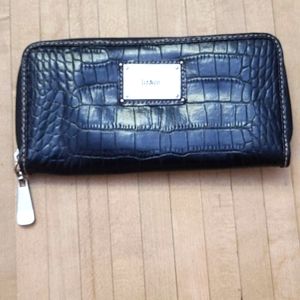 Liz & Co black wallet